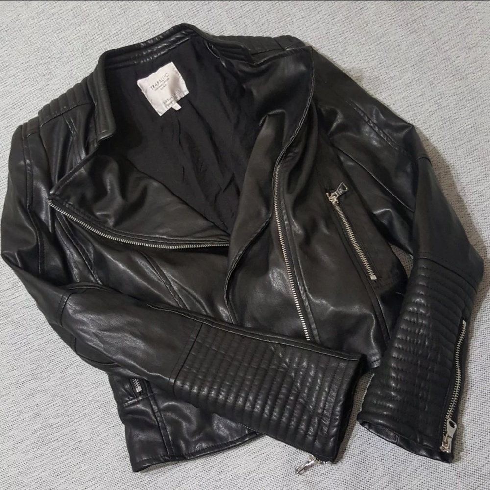 Zara Trafaluc faux Leather sz S